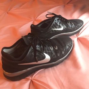 Nike TR Fit 5 sneakers